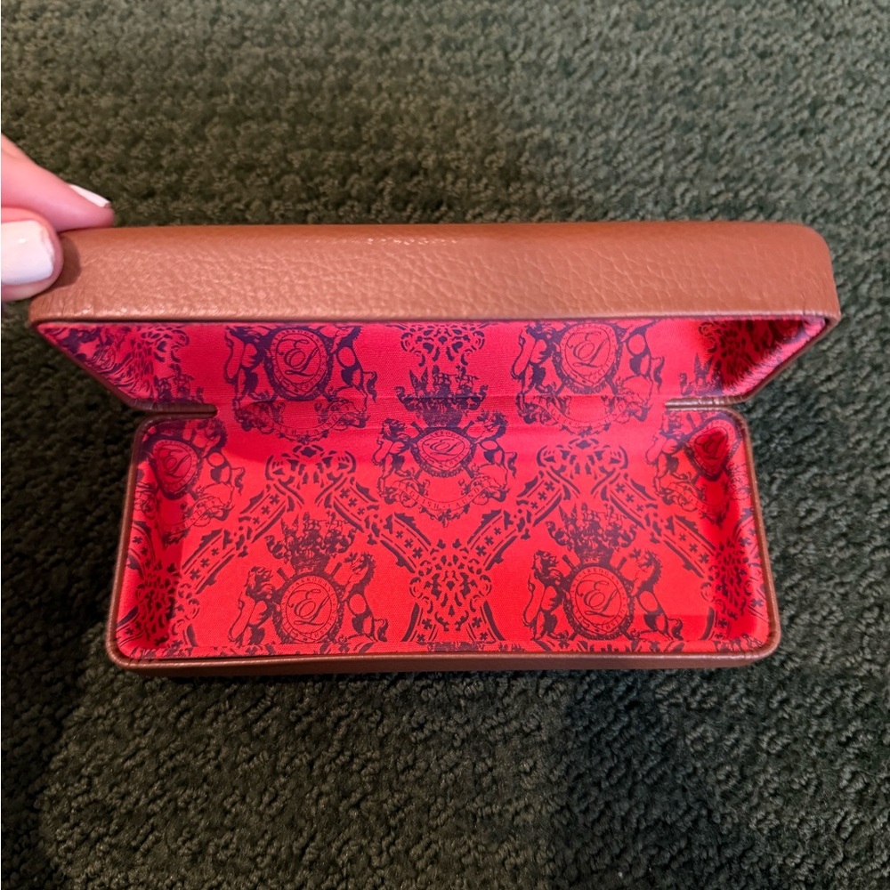 English Laundry sunglass/eyeglass case brown red inside - Picture 6 of 10